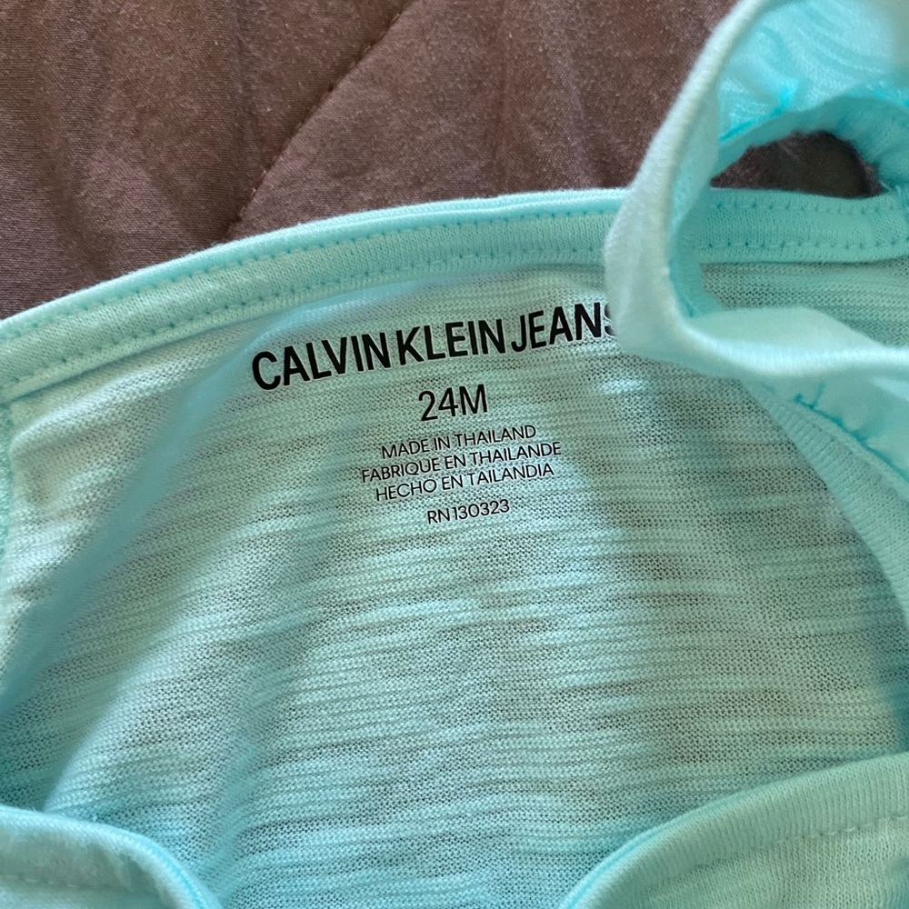 Calvin Klein Set - Picture 4 of 5